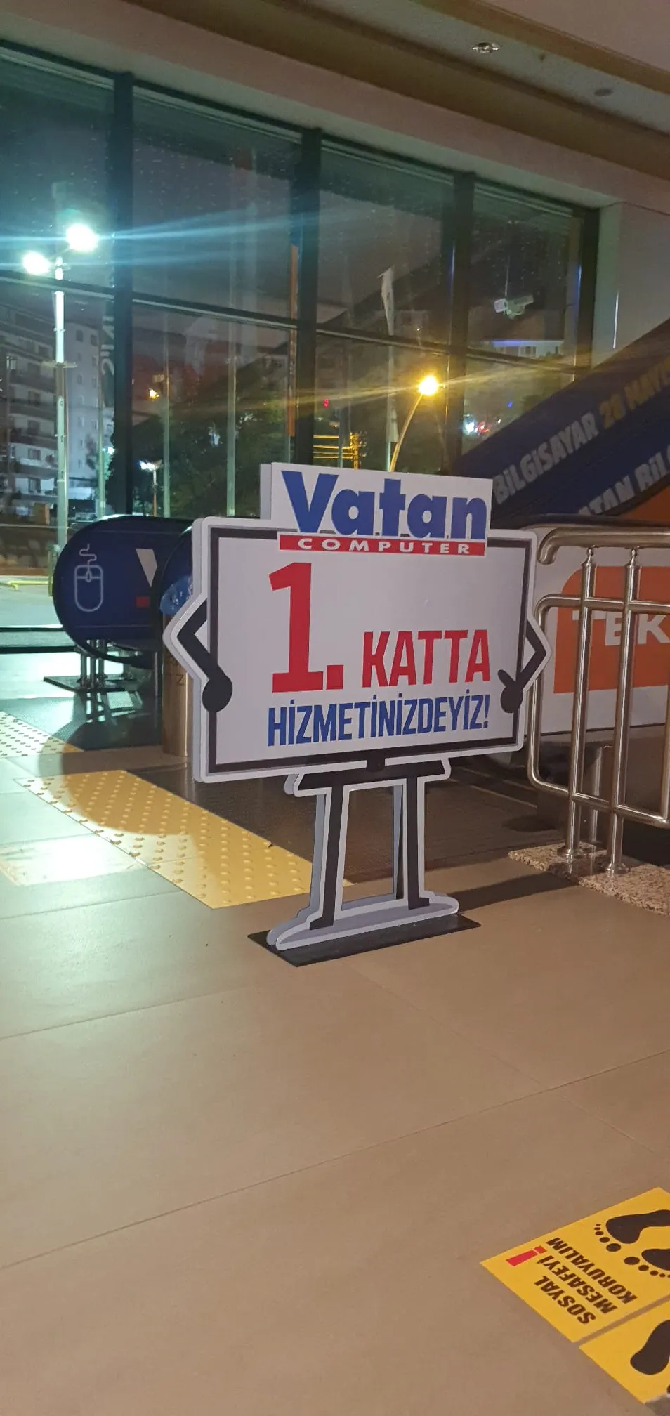 Ankara Totem Yönlendirme Tabela
